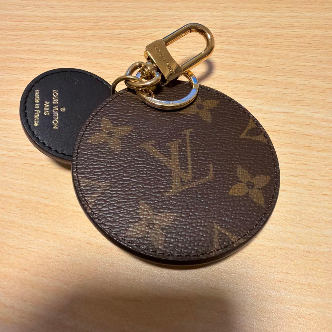 Louis Vuitton モノグラムラウンドキーホルダー
