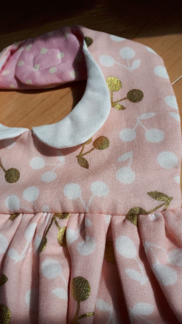 【送料無料】チェリーのふりふりワンピース風スタイ