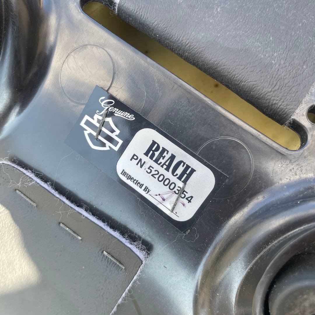 ハーレー　純正　リーチツーアップシート　fxlrst flsb fxlr m8