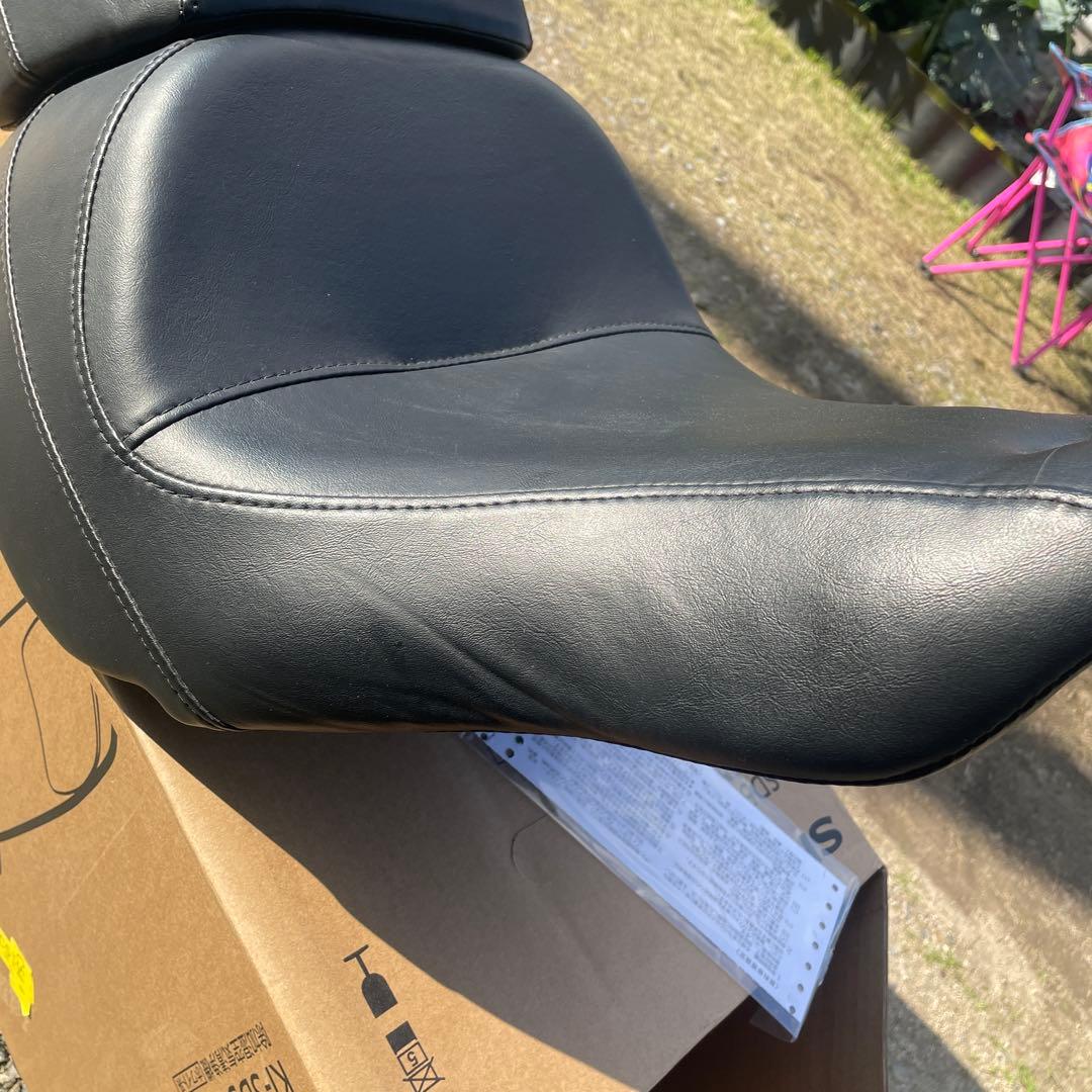 ハーレー　純正　リーチツーアップシート　fxlrst flsb fxlr m8