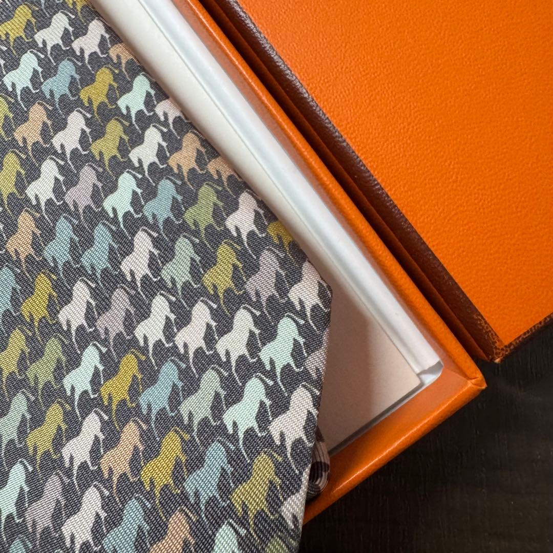 未使用 干支「丙午年」HERMES エルメス 馬群 ネクタイ 飛躍と幸運を運ぶ