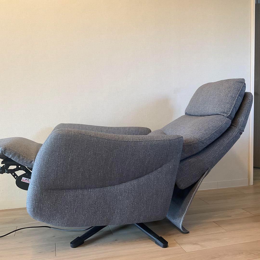 2025年製　ニトリ2M電動リクライニングチェア LE01-02 DGY　送料込