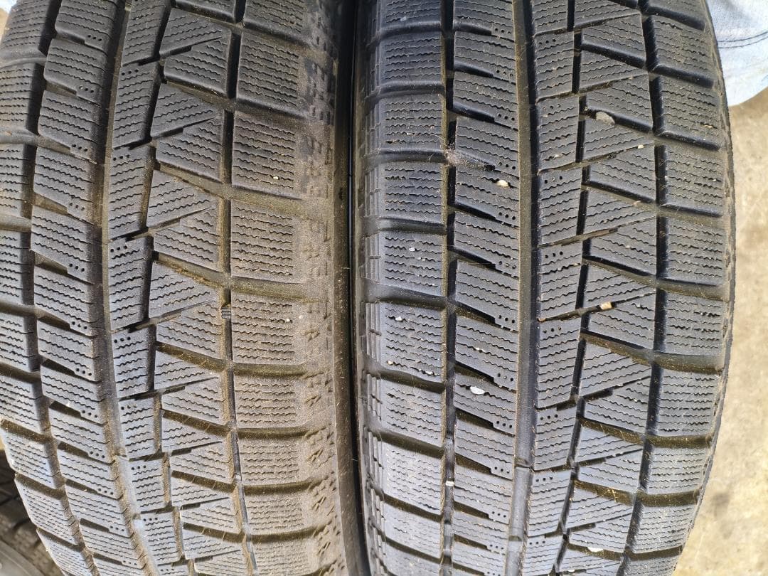BRIDGESTONE 195/65R15 4本セット スタッドレス IP2