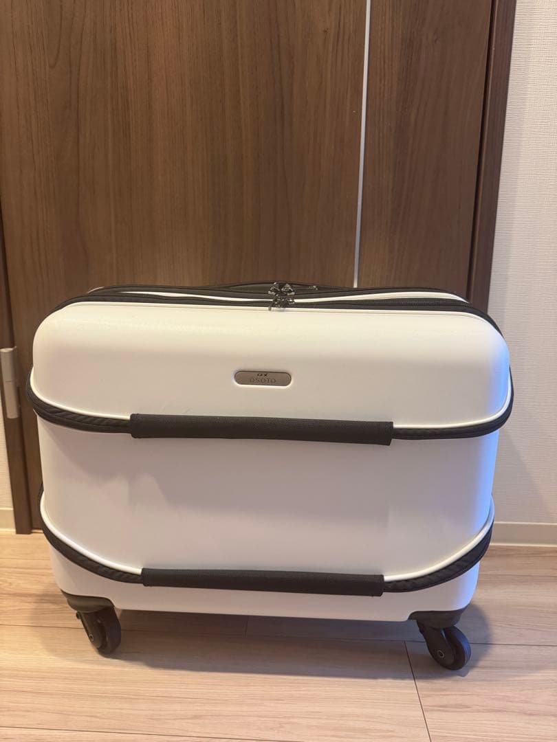 【美品】OSOTOキャリーローラー M ホワイト