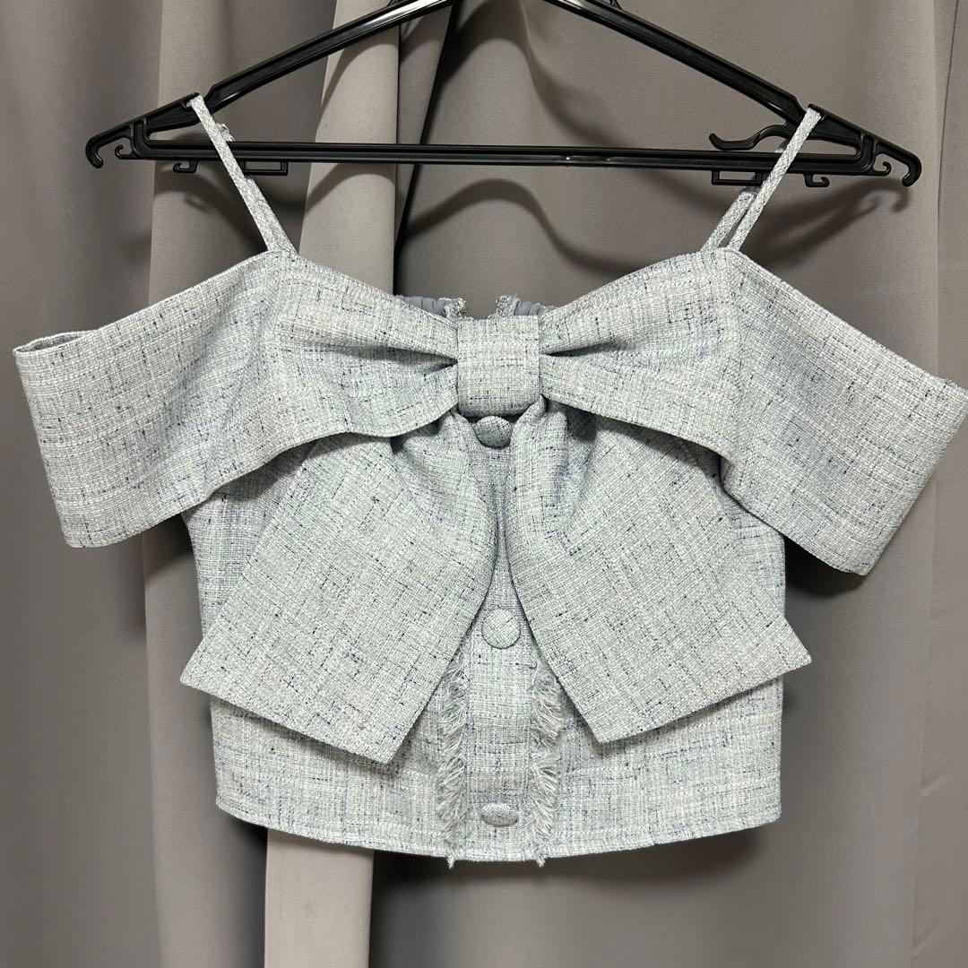 LIPSERVICE ツイードリボンオフショルトップス