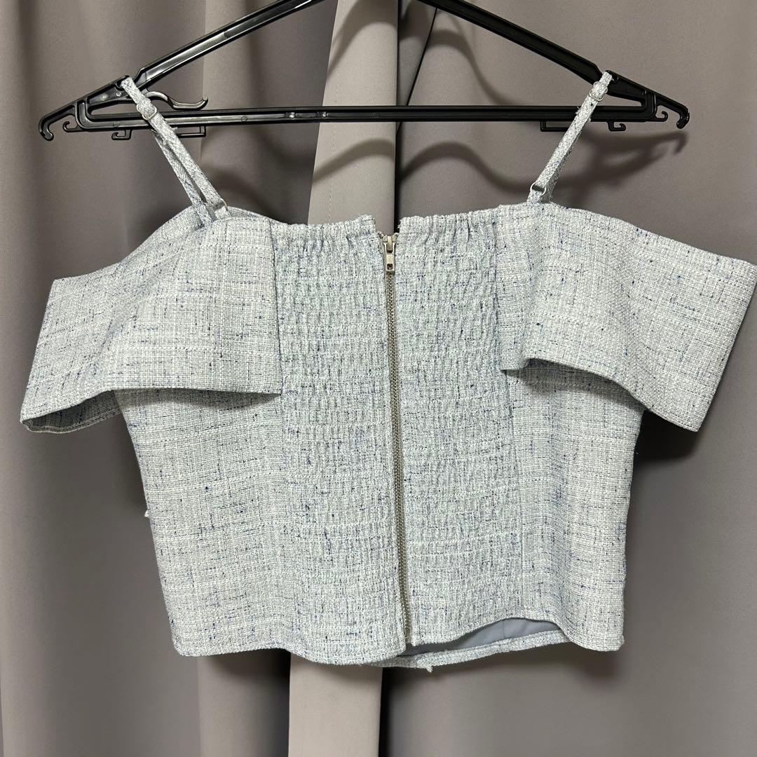 LIPSERVICE ツイードリボンオフショルトップス