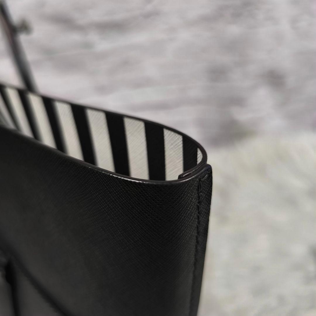 【kristen様】ヘンリベンデル　サフィアーノレザー　トートバッグ　ストライプ