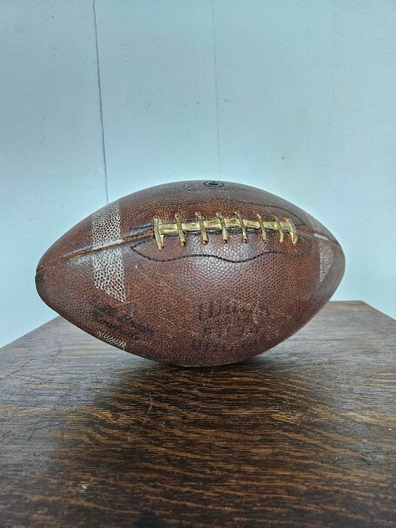 USA Vintage Wilson レザー 本革製 フットボール ウィルソン