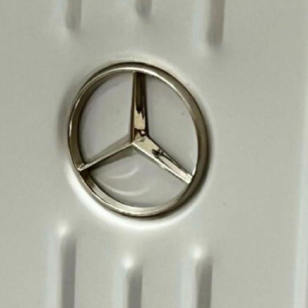 【未使用品】　メルセデスベンツ　キャリーケース　スーツケース　アルミニウム　4輪