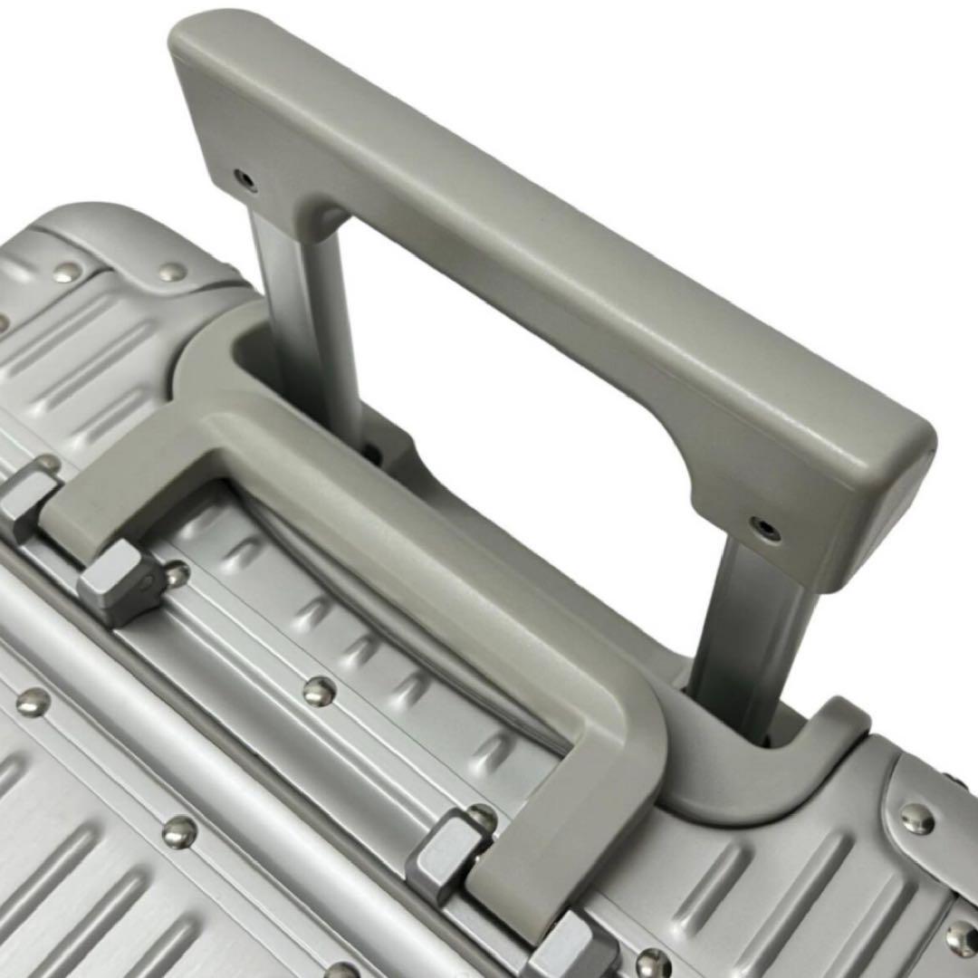 【未使用品】　メルセデスベンツ　キャリーケース　スーツケース　アルミニウム　4輪