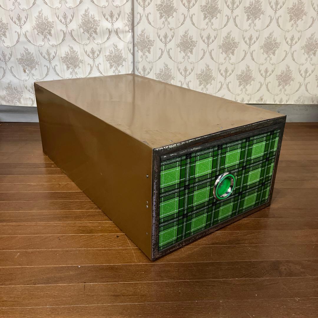 【アンティーク】① 昭和レトロ レトロポップ ブリキ 衣装ケース 収納ボックス