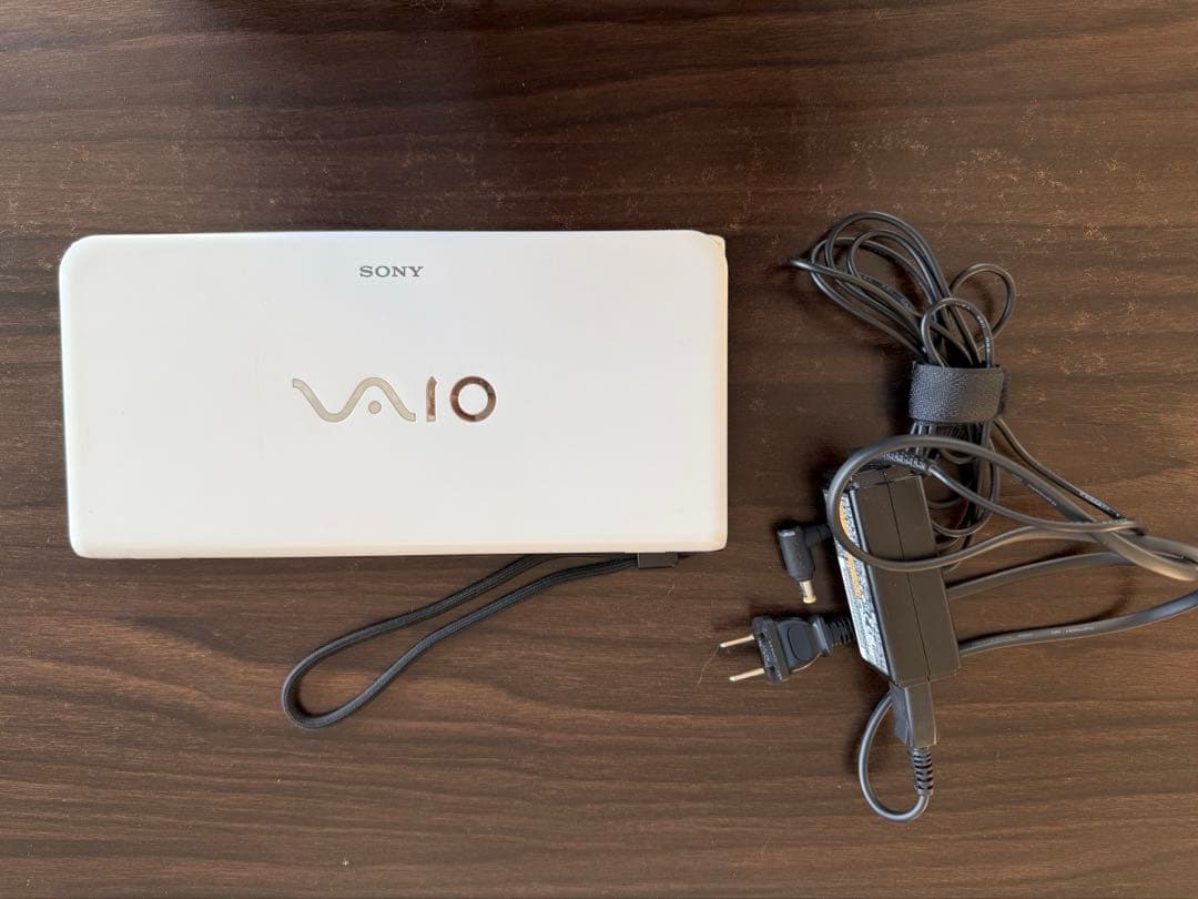 SONY VAIO P VPCP119KJ 本体＋電源ケーブル