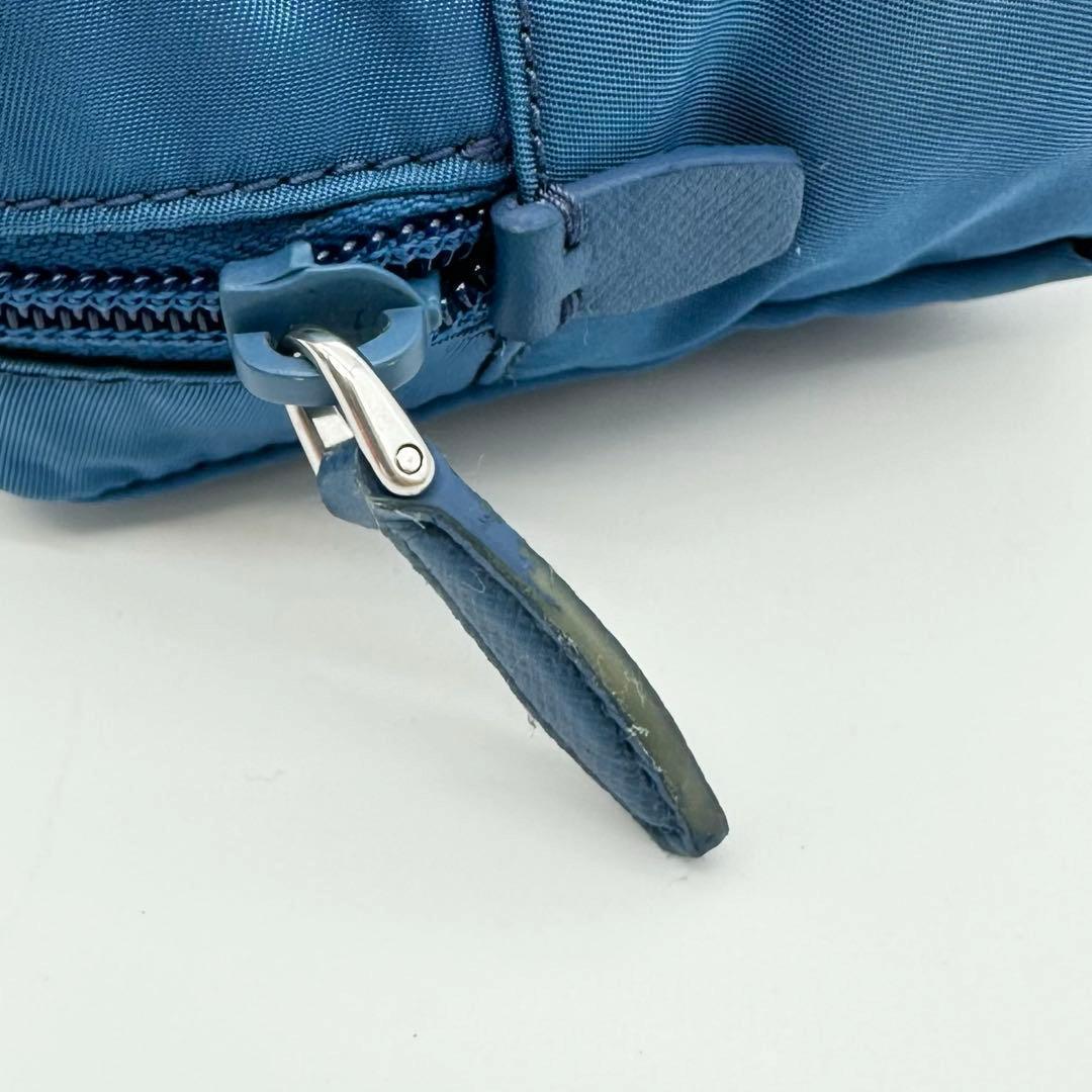 PRADA プラダ テスート ナイロン ポーチ 青 ダークブルー 三角ロゴ