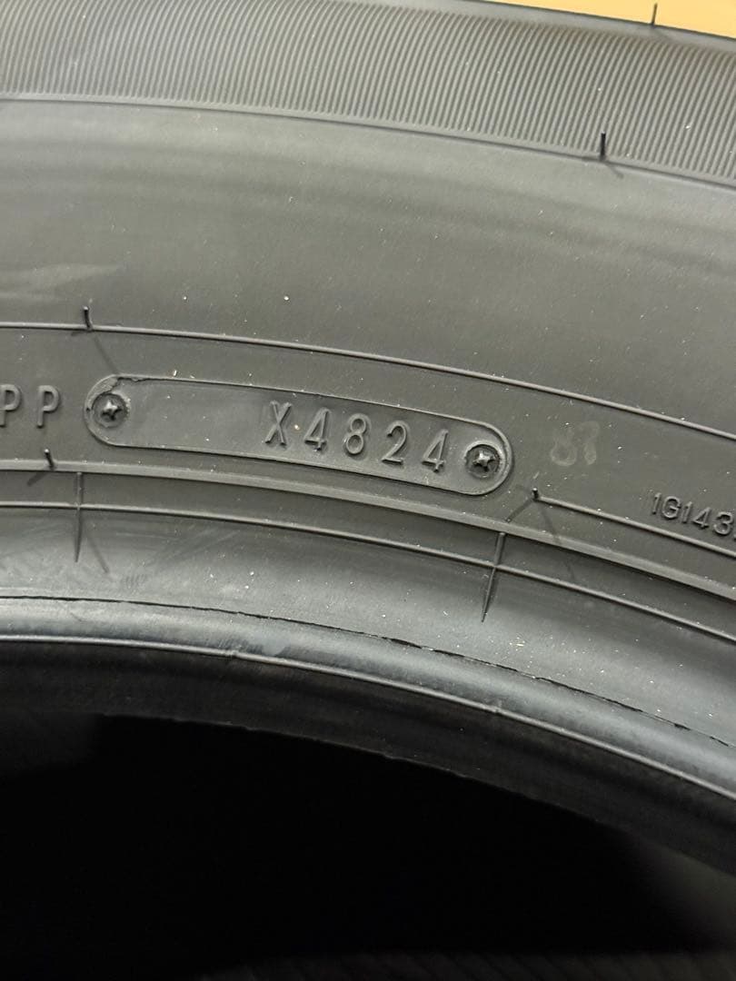 神戸商店　ランクル250VX純正タイヤ265/65R18
