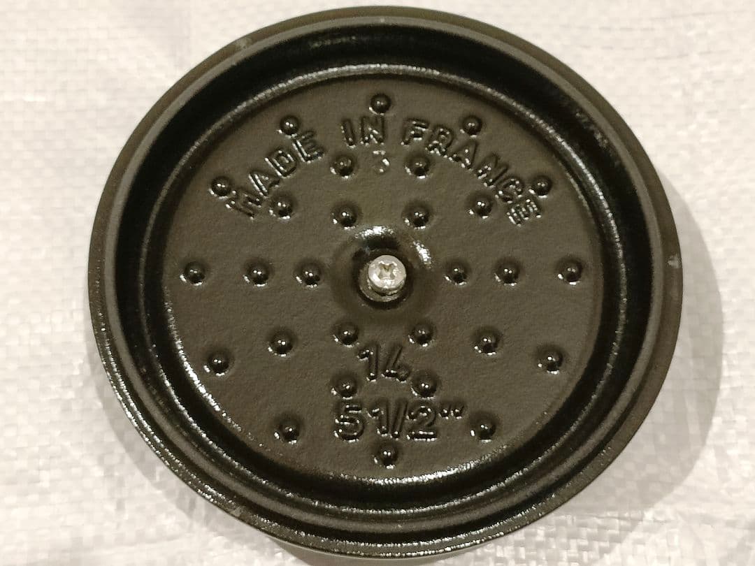 STAUB　ストウブ　ピコ・ココット ラウンド 14cm　両手鍋　フランス製