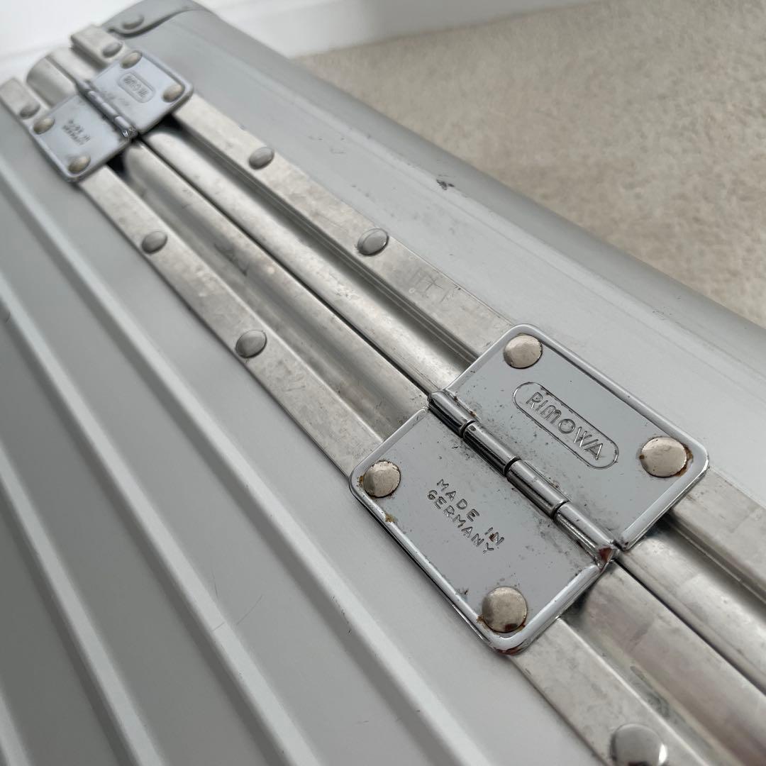 希少 RIMOWA Opal/オパール ビューティケース 19L アルミニウム