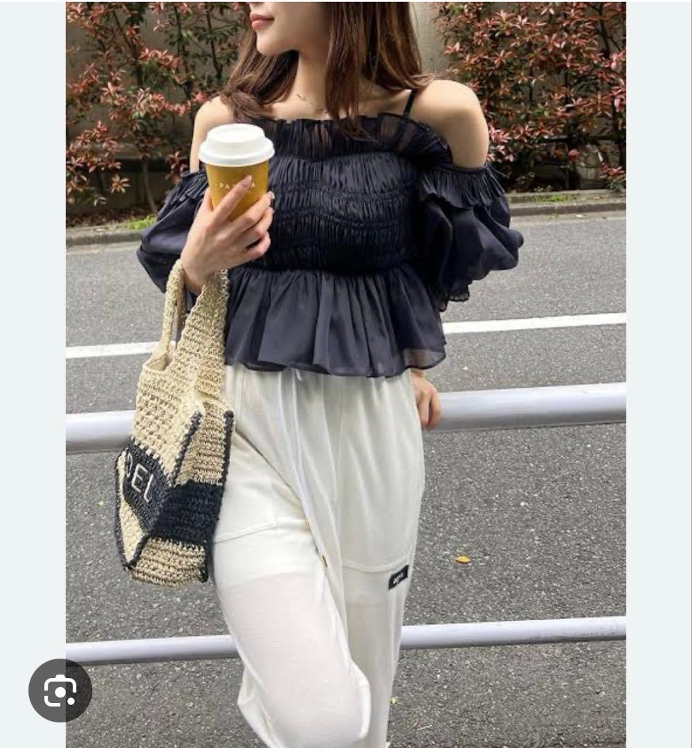 snidel オフショルダー ブラウス ネイビー