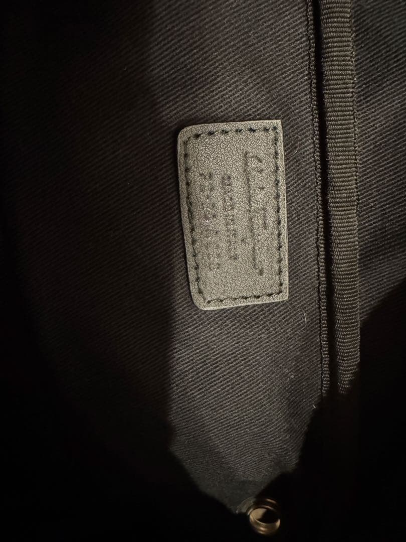 【セナ様Salvatore Ferragamo ボディバック ガンチーニ　レザー