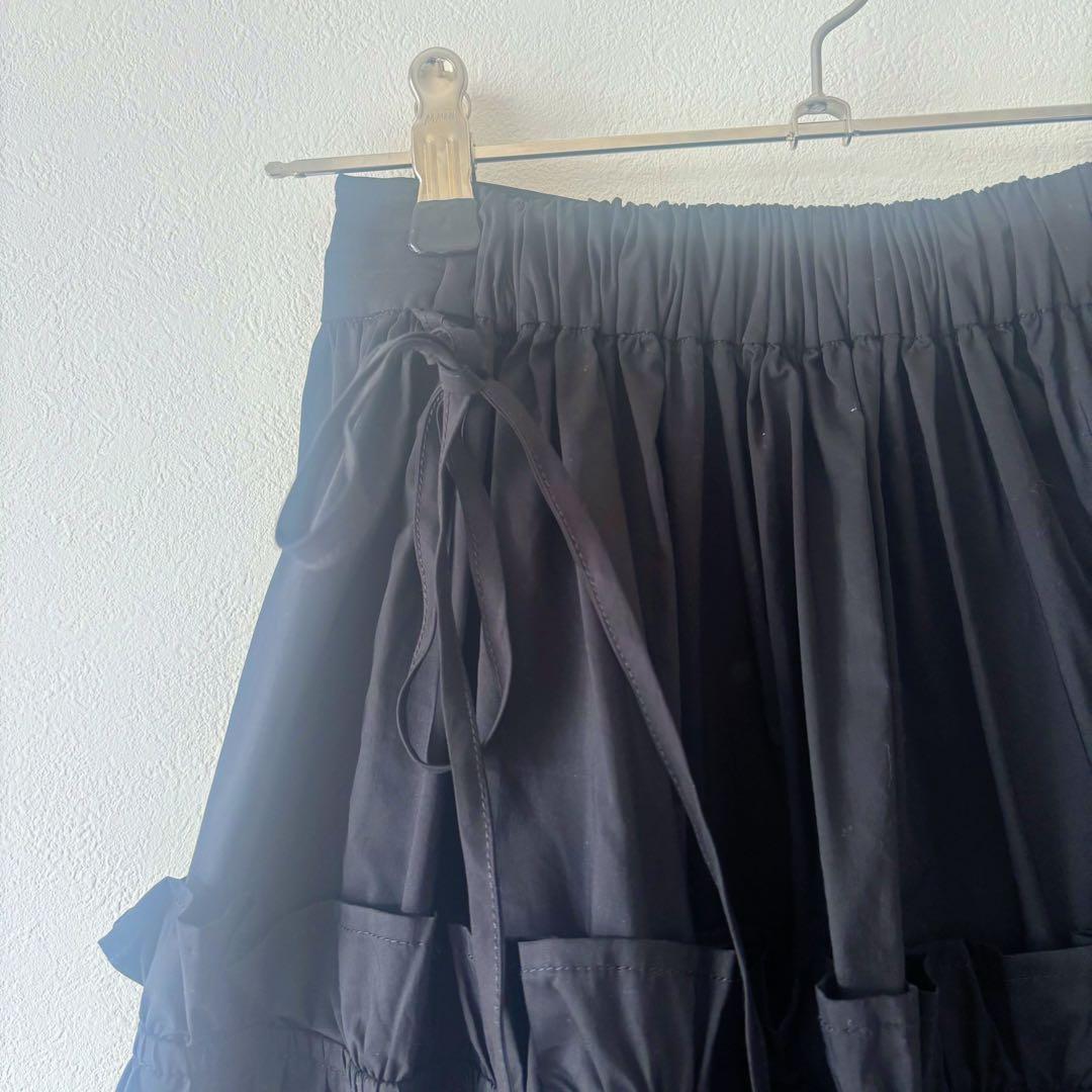 【1/9夜削除します】新品タグ付きPERNA（ペルナ）　フリルティアードスカート