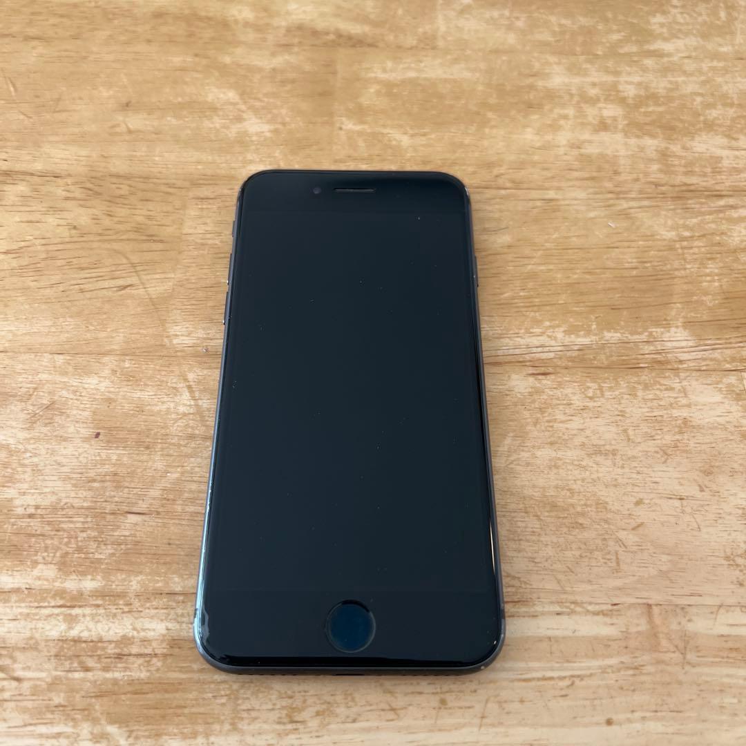 iPhone 8 64GB ブラック 本体