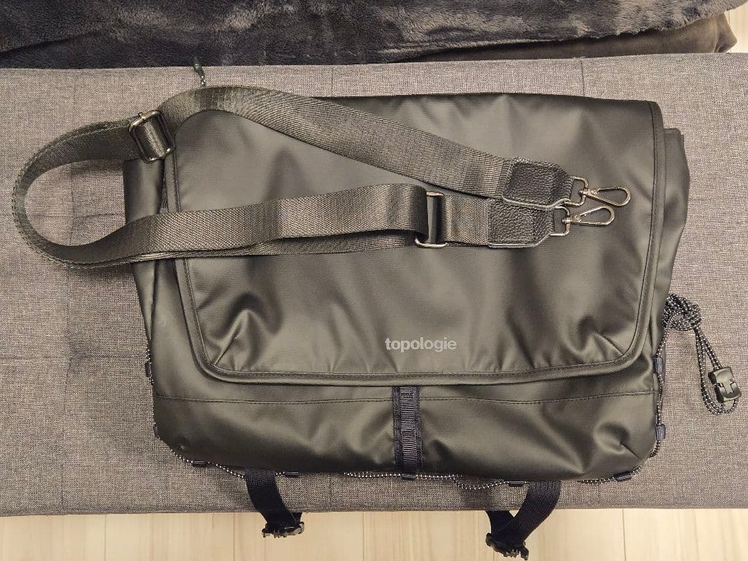 【美品】トポロジー Messenger Sacoche Large