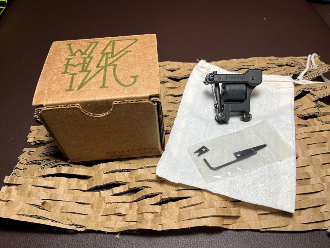 Ghost Dog Revival Kubin x Ciferriタトゥーマシン