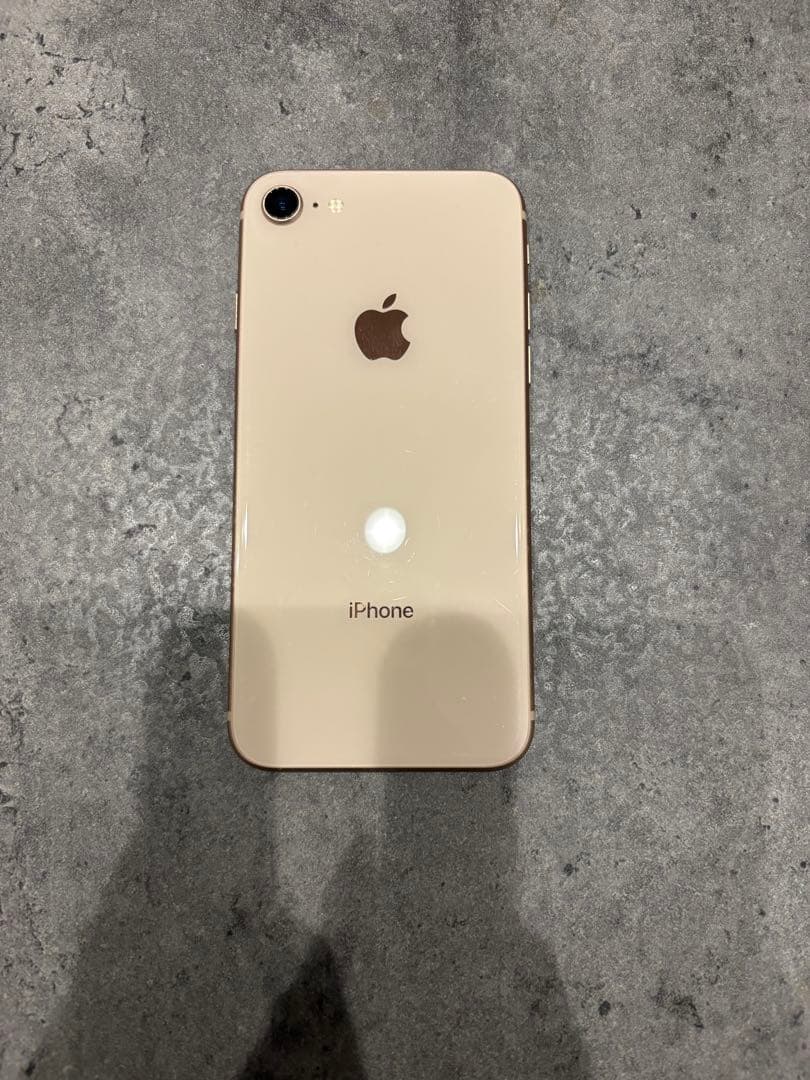 Apple iPhone 8 ゴールド 4.7インチ 本体