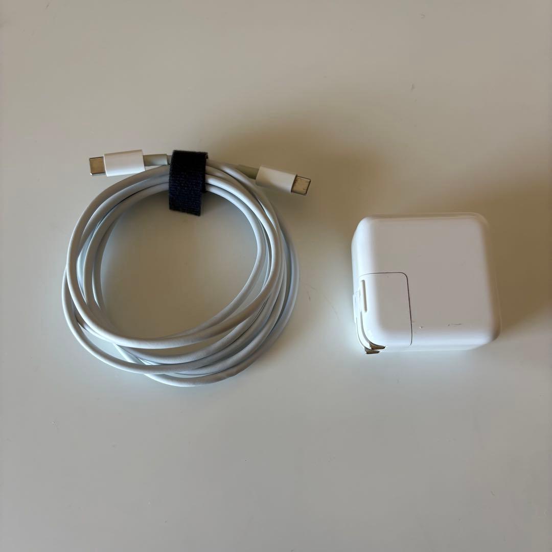 Apple MacBook Air M1 8G/512GB 上位モデル