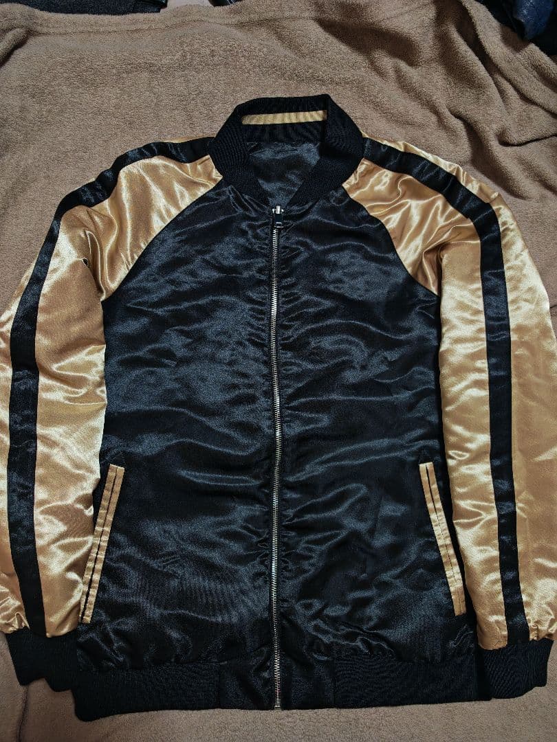 むかしむかし２面用 日本限定 スカジャン vintage 骸骨花 レーヨン