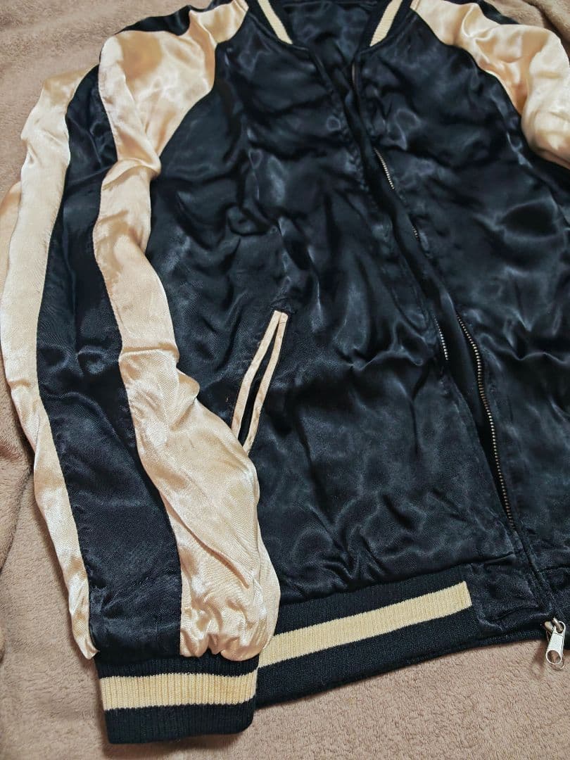 むかしむかし２面用 日本限定 スカジャン vintage 骸骨花 レーヨン