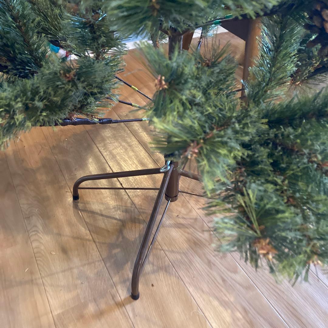 アルザス松ぼっくり付きクリスマスツリー180㎝