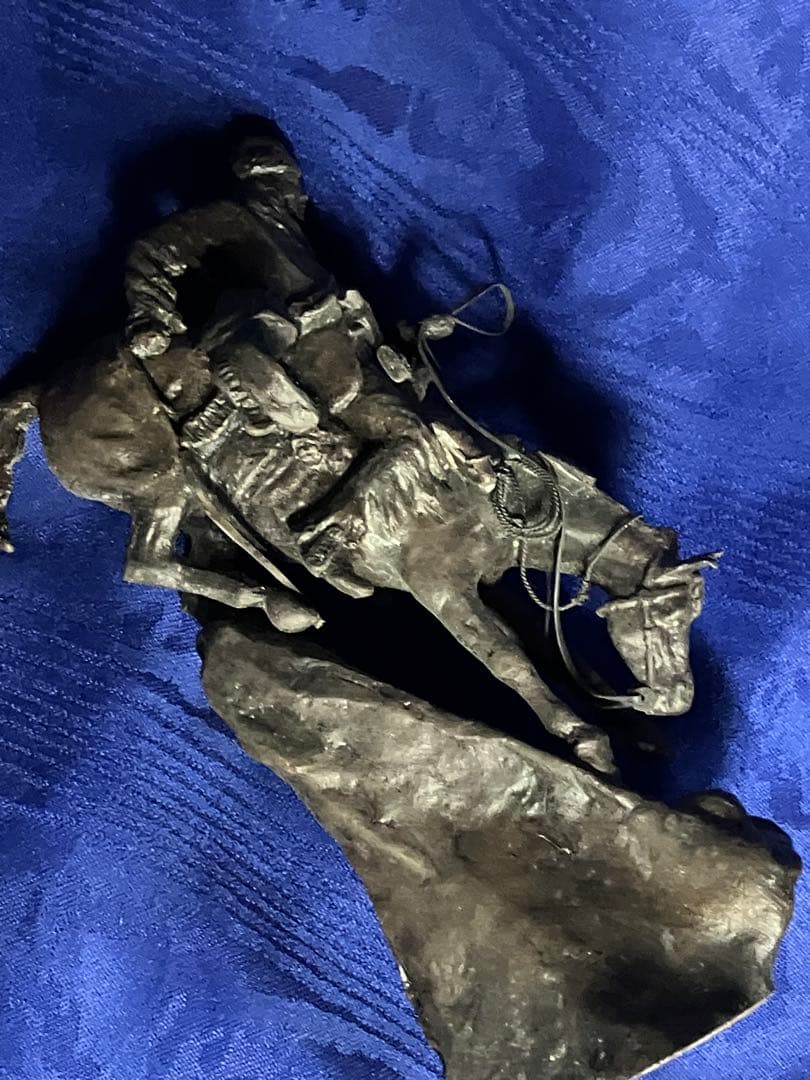 フレデリックレミントン　金属製 騎馬像 彫刻 約15cm