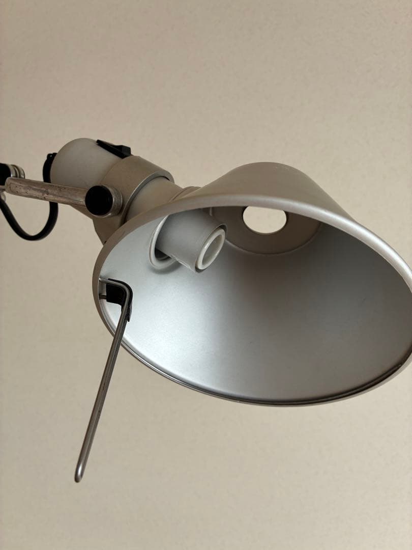 アルテミデ（Artemide）シルバー アーム式 フロアスタンド