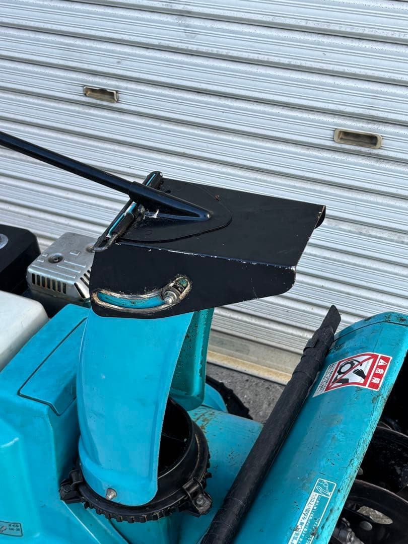 シュウ 札幌から ホンダ 除雪機 雪丸HS555 5馬力 HONDA