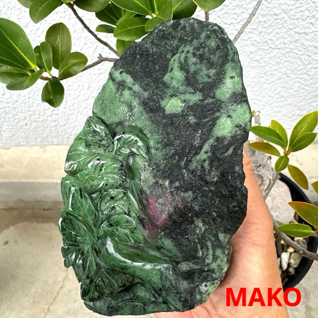 M1876☆天然ルビーゾイサイト彫刻【象】1Kg☆【鑑別書付き】☆天然石　原石