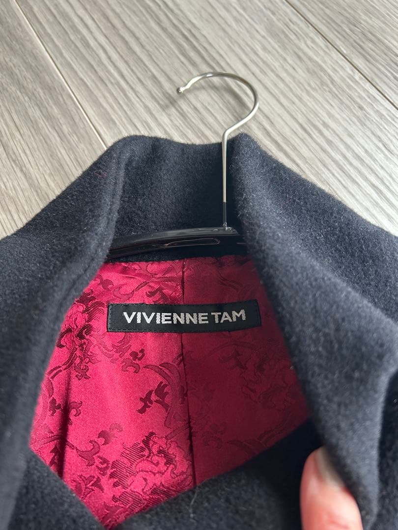 ヴィヴィアン・タム コート