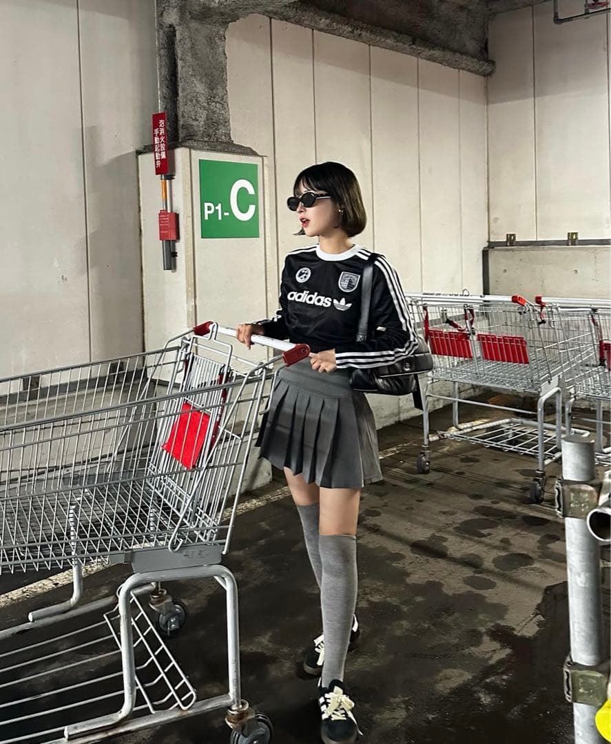 トップス ADIDAS ORIGINALS FOOTBALL CLASSIC TSHIRT