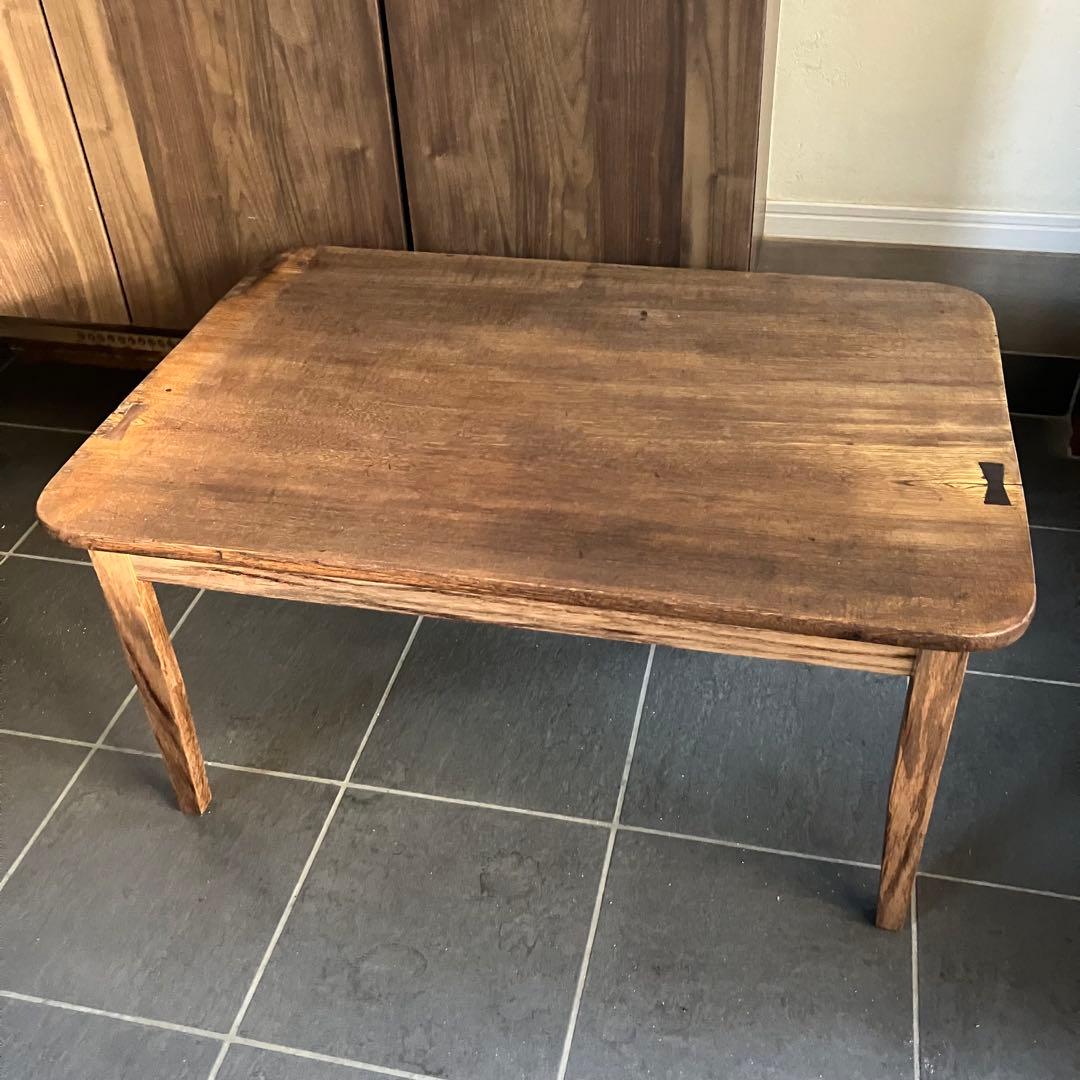 古い天板をリユースしたローテーブル　ハンドメイド