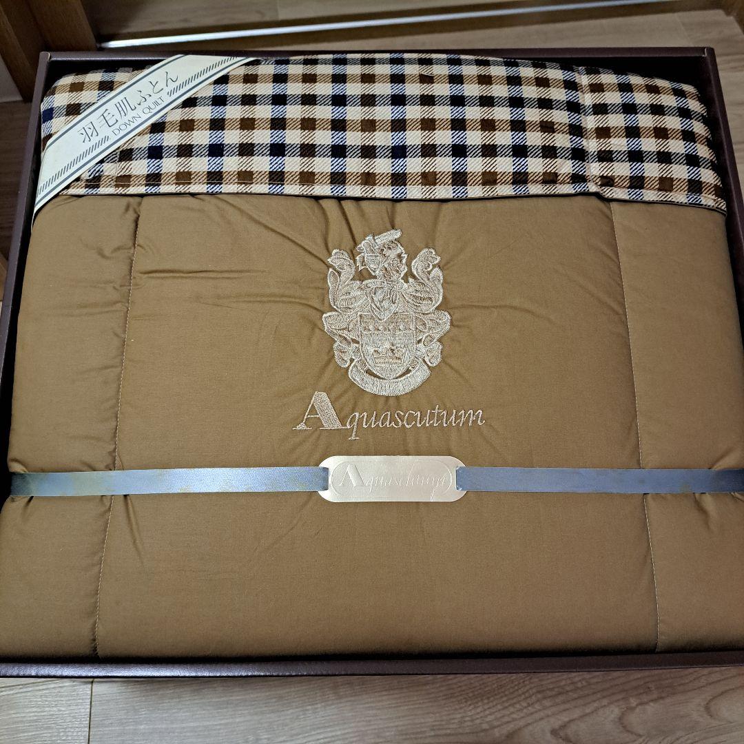 アクアスキュータム ブラウン チェック柄 掛け布団 羽毛 ふとん