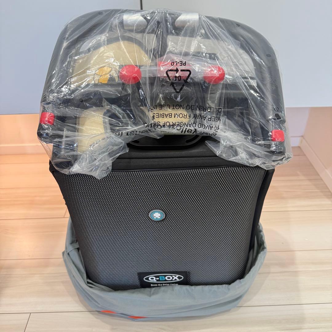 【新品】Q-BOX キャリーカート ブラック バッグ　キッズ　飛行機　旅行