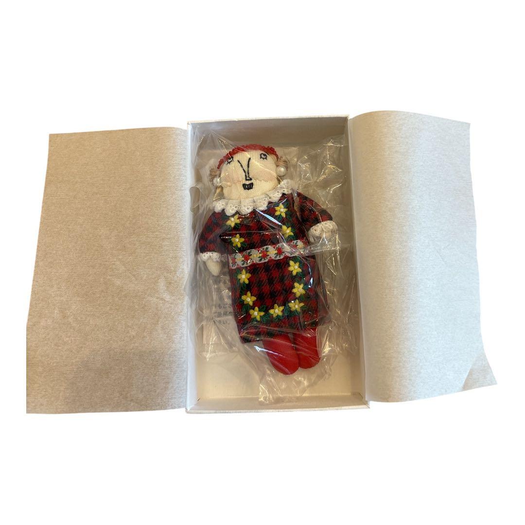 【新品未使用】familiar × MUVEIL ダランマチャーム（Lily）