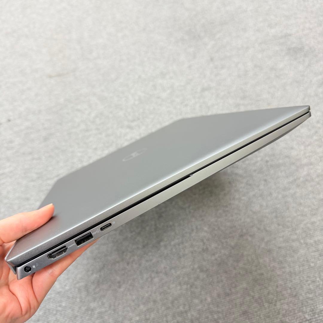 Dell Vostro 5620 第12世代 Intel Core i5