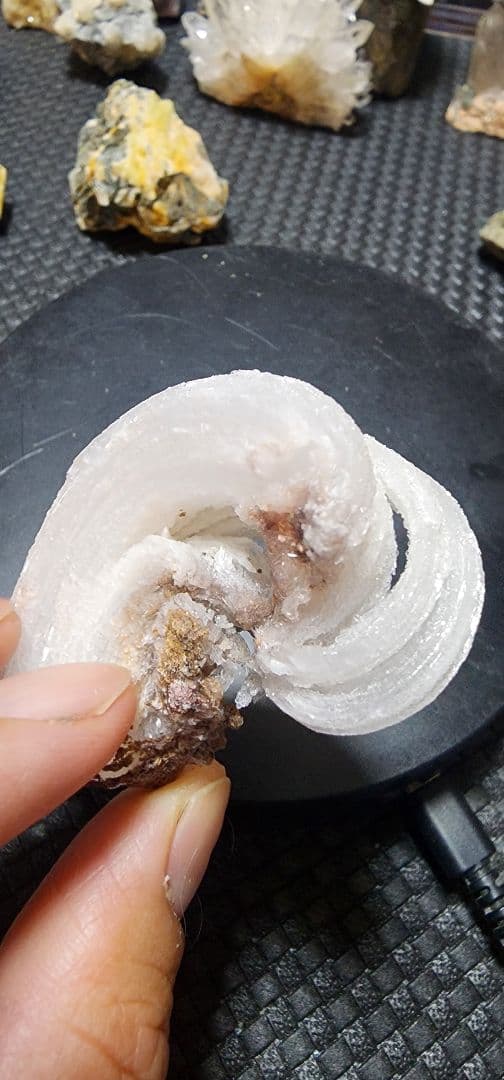 レア●蛍光羊の角セレナイト標本　２セット