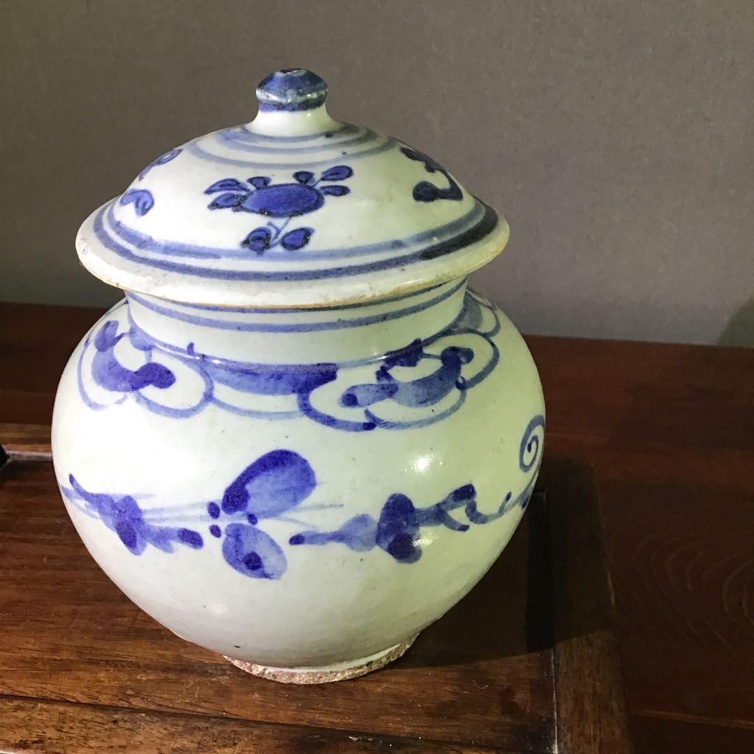 李朝　蓋付小壺