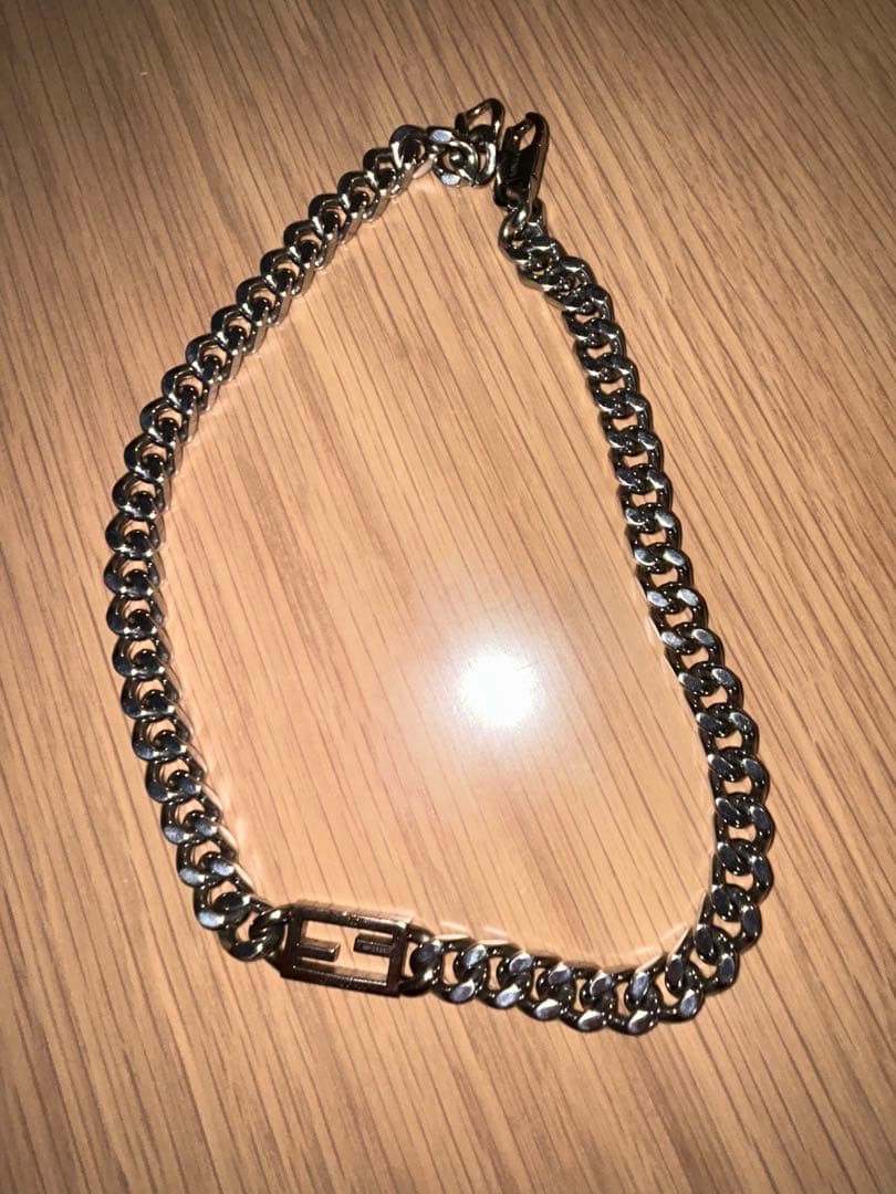 FENDI バゲット ネックレス