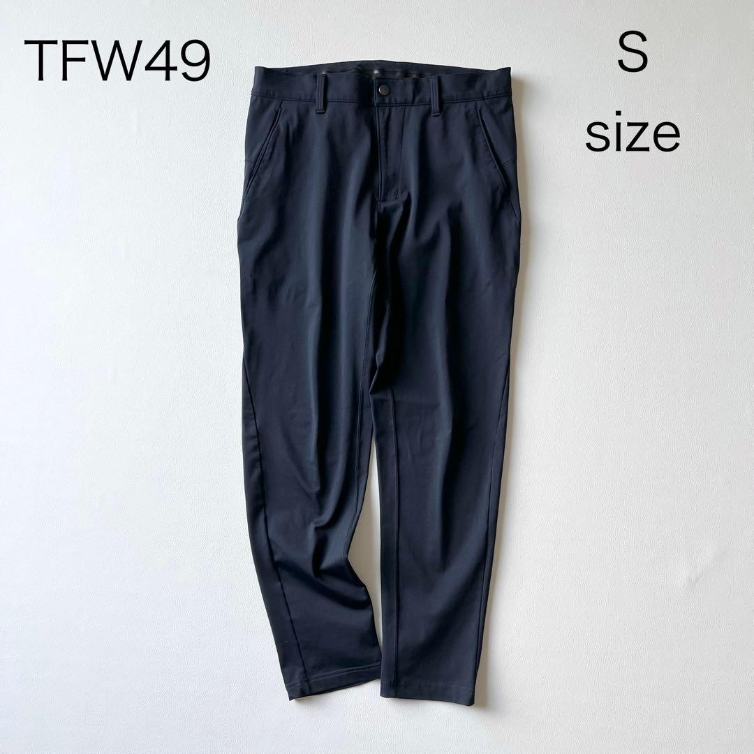 3301【美品】TFW49 ストレッチアンクルスリムパンツ　S 紺