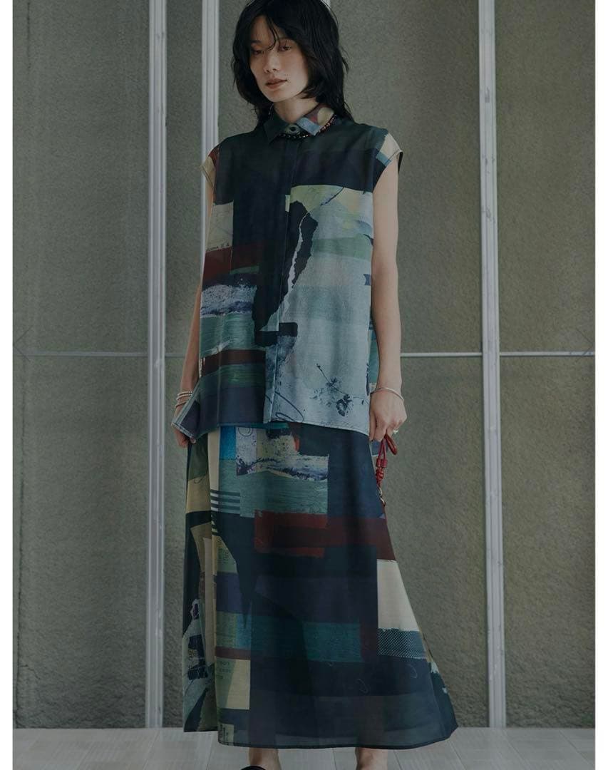 新品：ART COLLAGE PRINT SHEER SKIRT Ameri 青