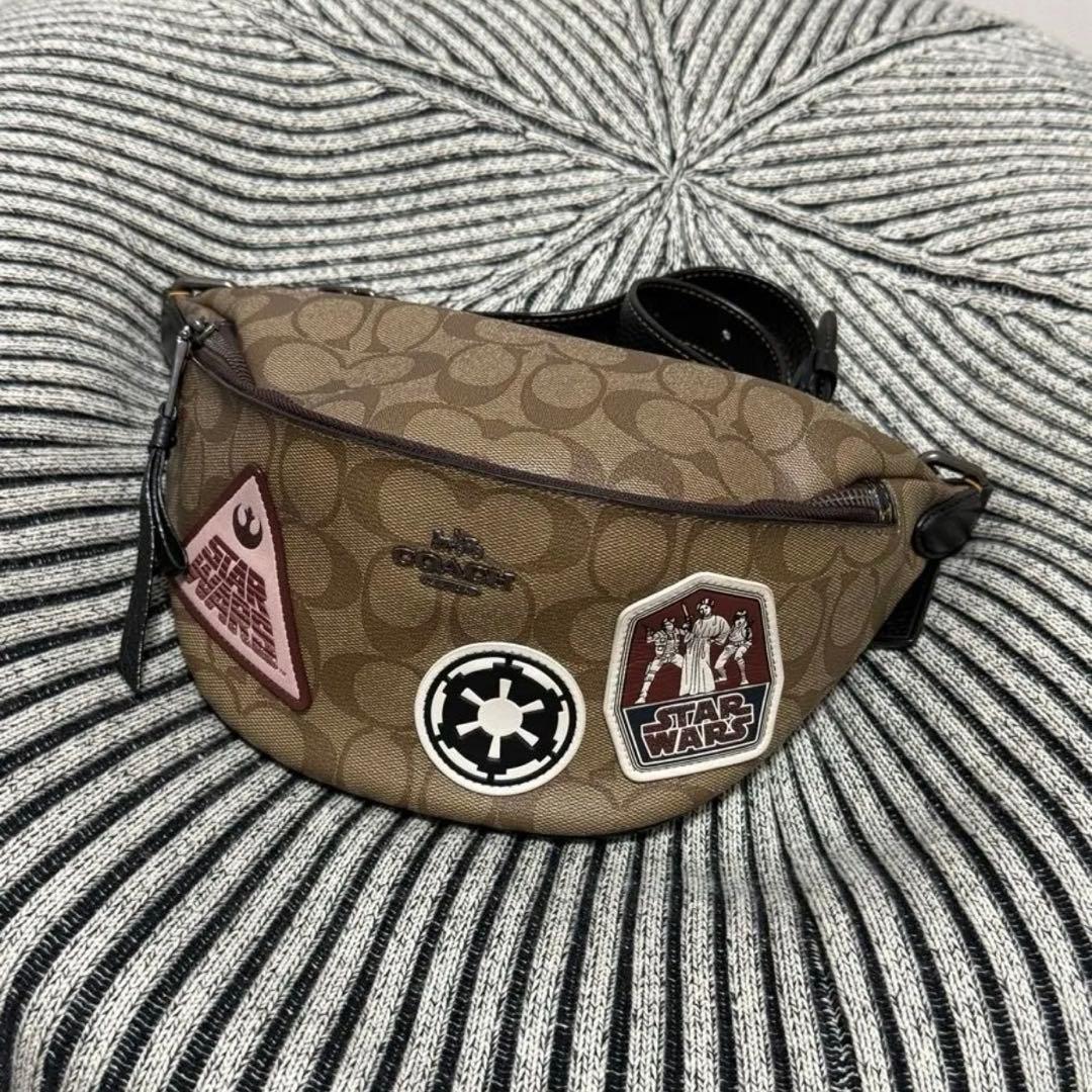 【極美品・希少】COACH × スターウォーズコラボ ボディバッグ