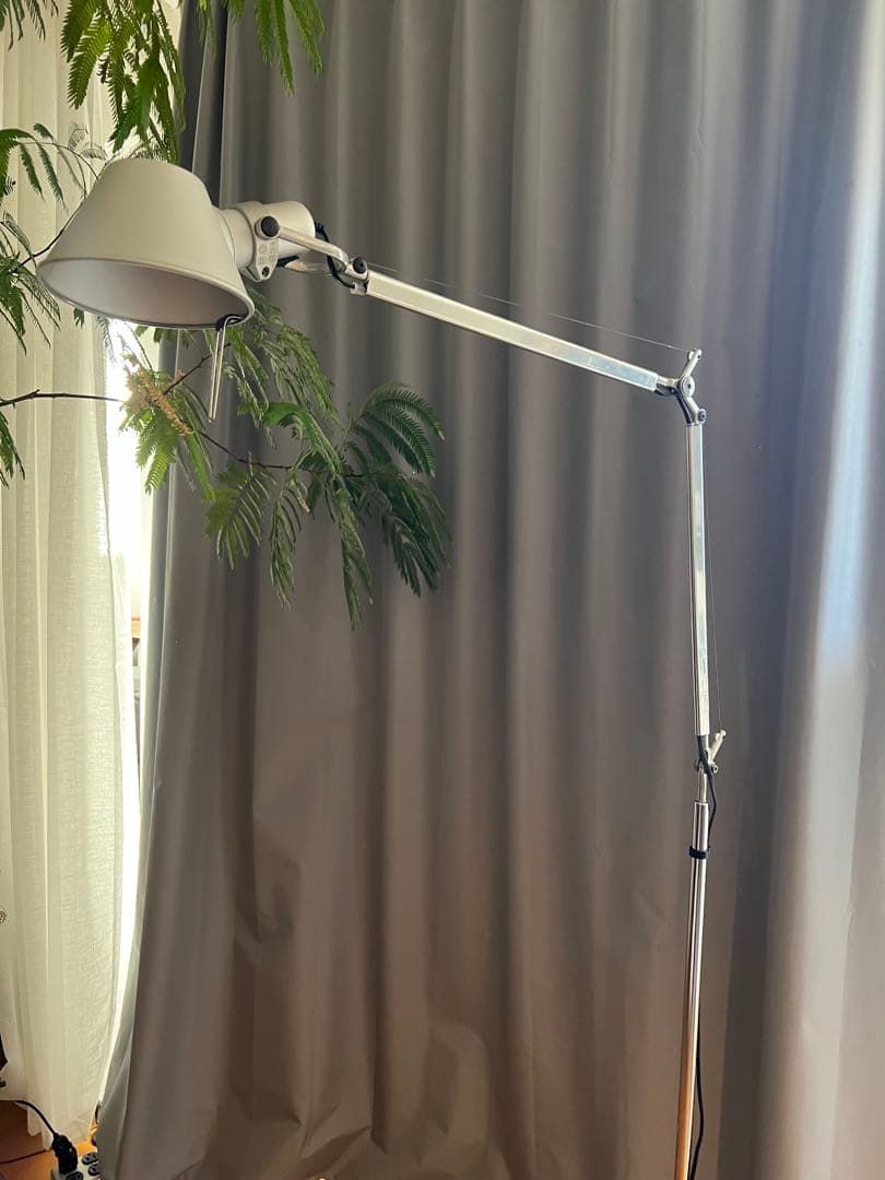 TOLOMEO Floor　トロメオ フロア アルミ H Max2145mm