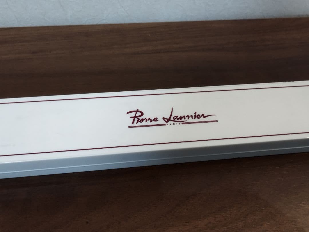 ●ピエールラニエ 腕時計 時計 クォーツ スクエア ひし形 ゴールド イエロー